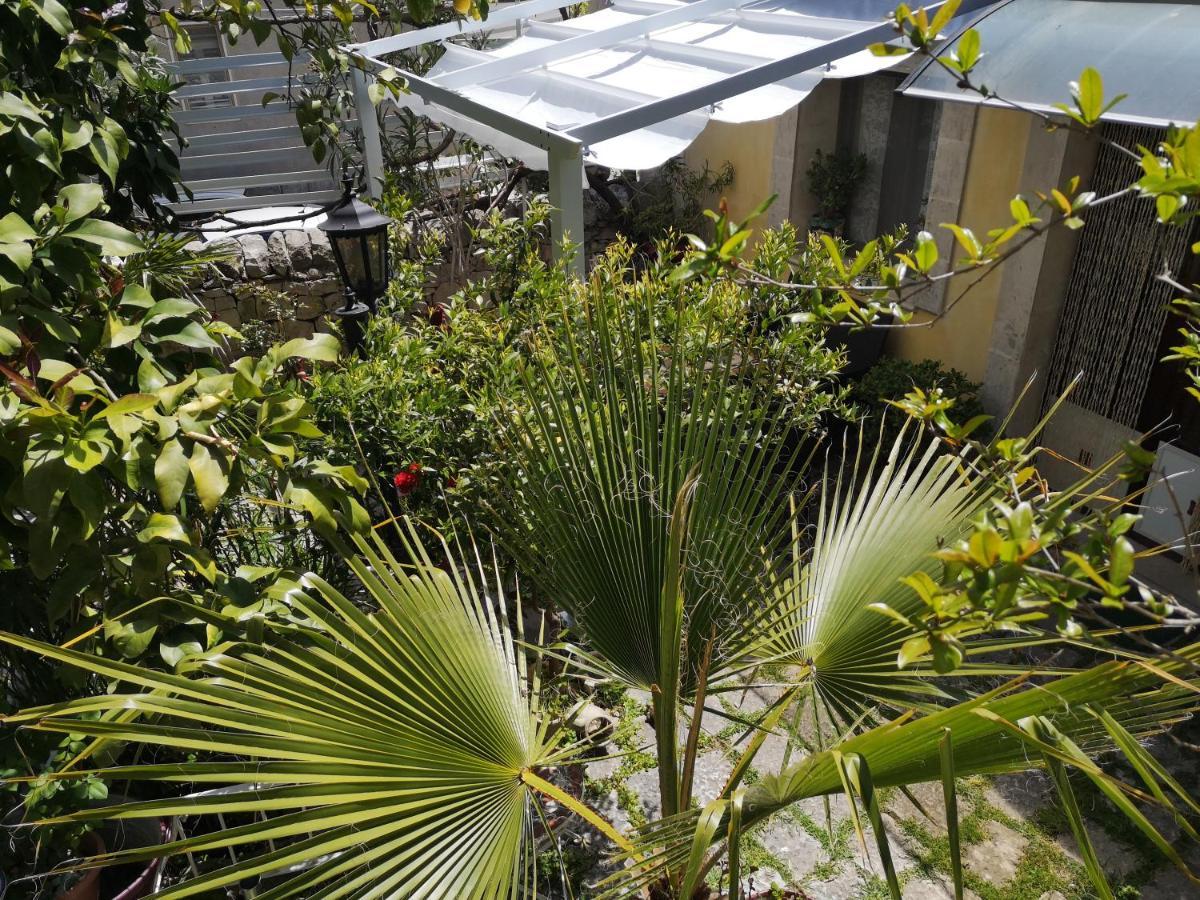 Il Giardino Dei Sospiri Villa Ragusa Exterior photo