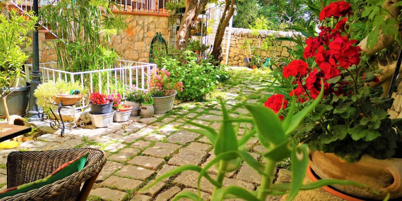 Il Giardino Dei Sospiri Villa Ragusa Exterior photo